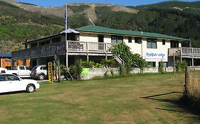 Anakiwa Lodge